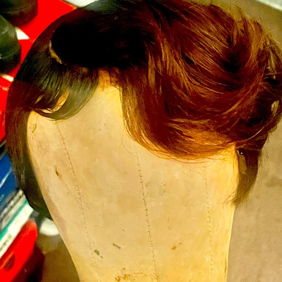 Wig - Picture 3 of 11
